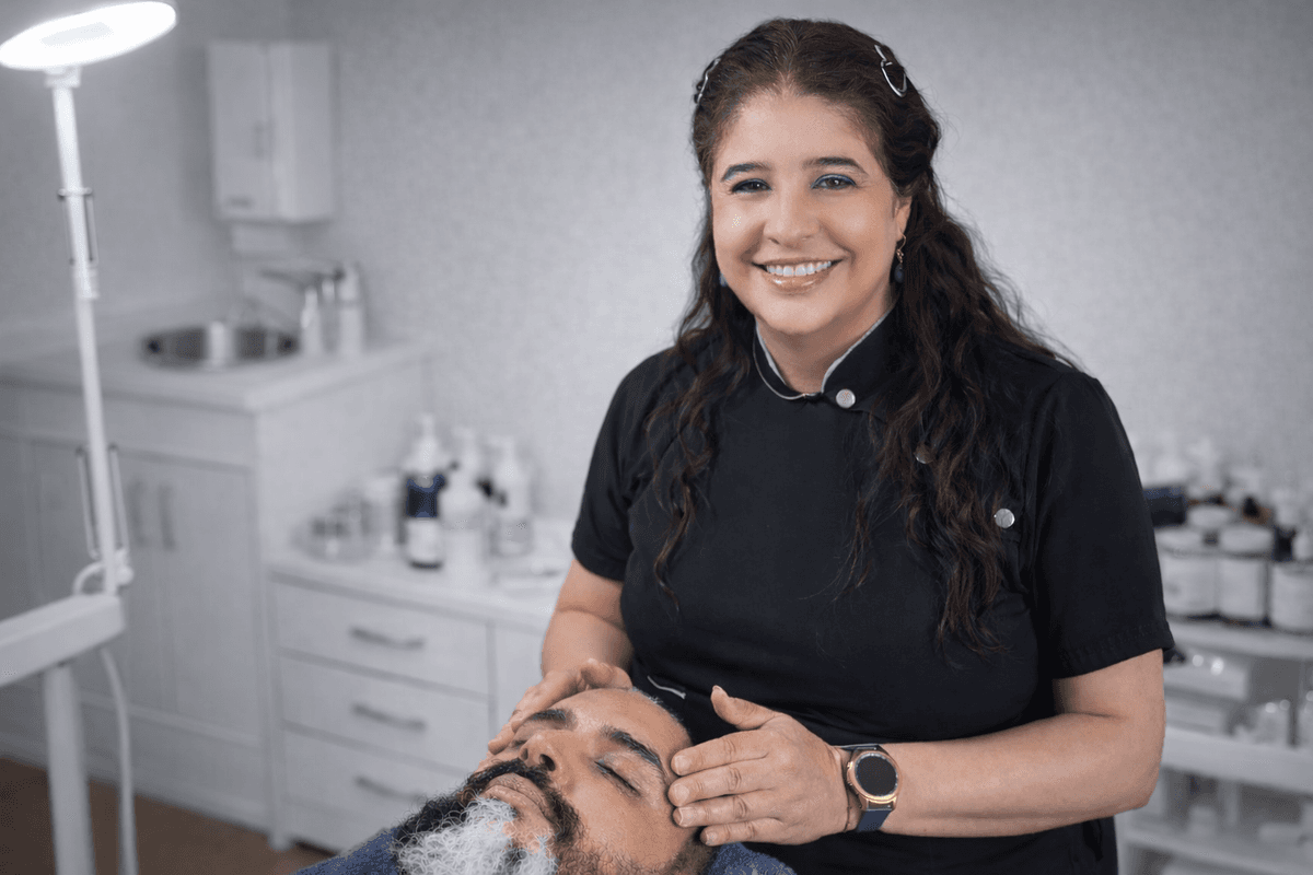 Cuidado estético profesional en Mariale Estetic